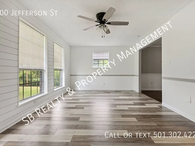 700 Jefferson St — Photo 8