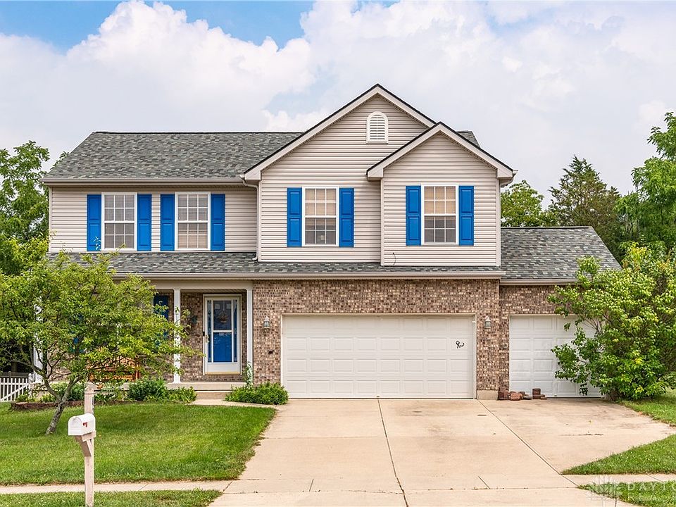 1st image of 42 Lakeridge Dr
