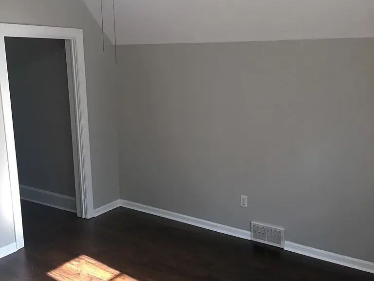 1664 N Astor St #UPPER — Photo 13