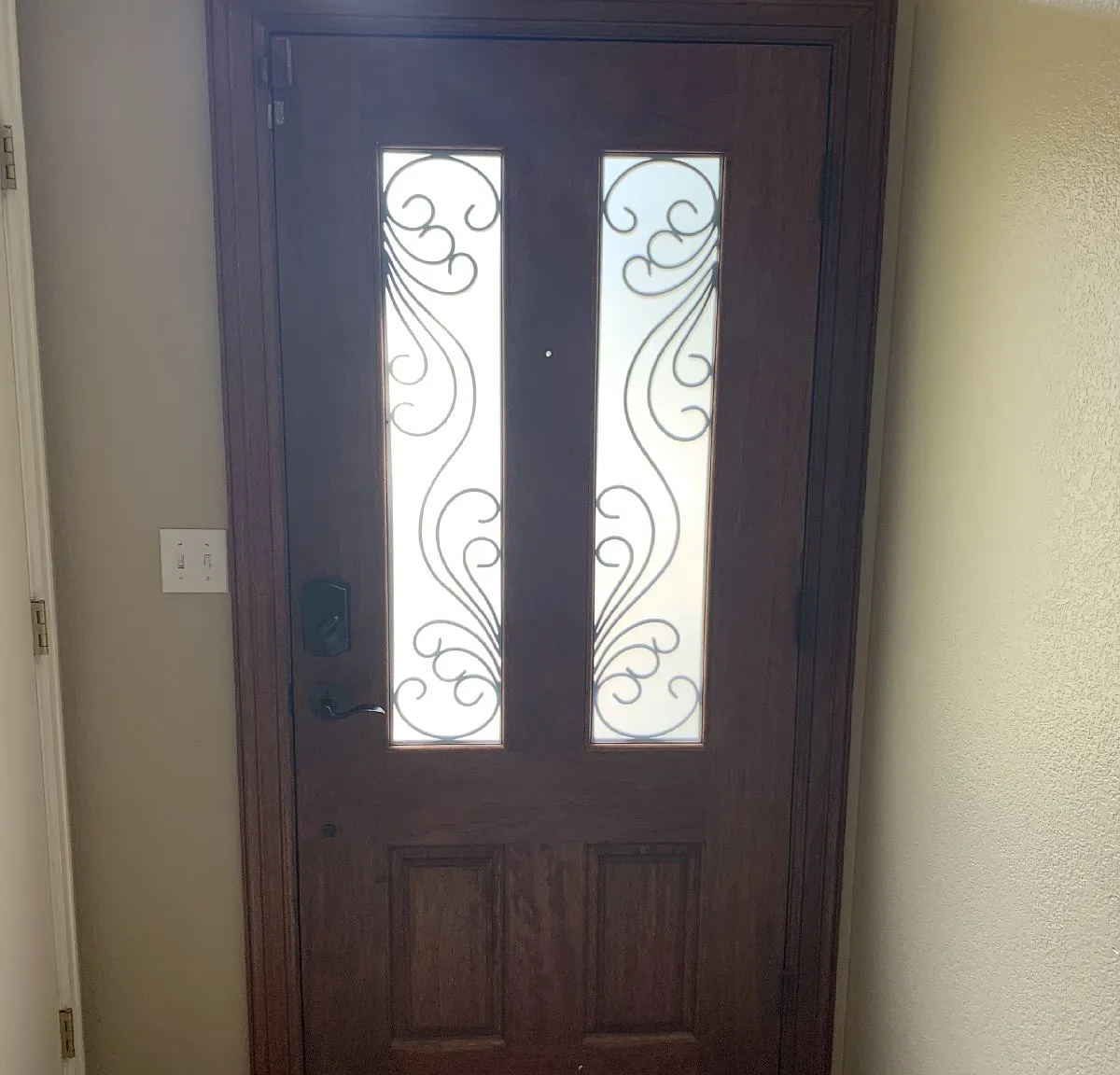 4 bed, 3.5 bath, 2700 sqft, $4,395 — Photo 4