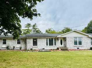 126 Maple Dr, Hendersonville, TN 37075