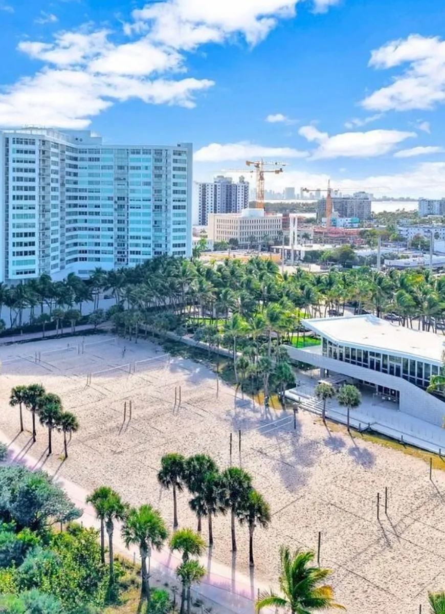 Building Photo - 7135 Collins Ave #1033