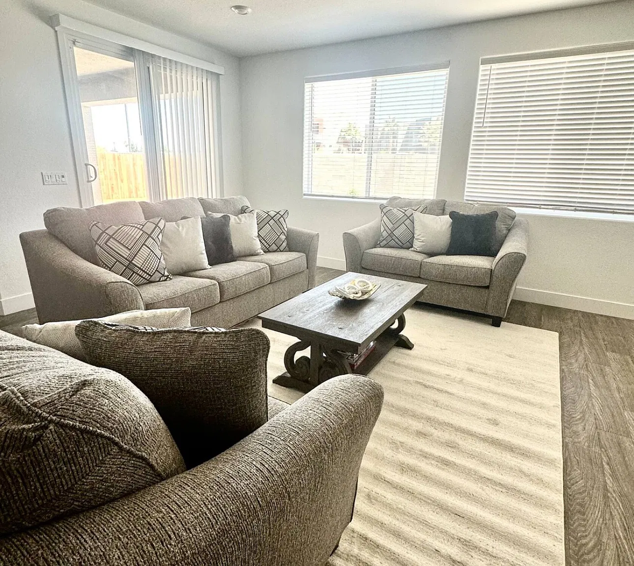 2437 Explorador Dr — Photo 1