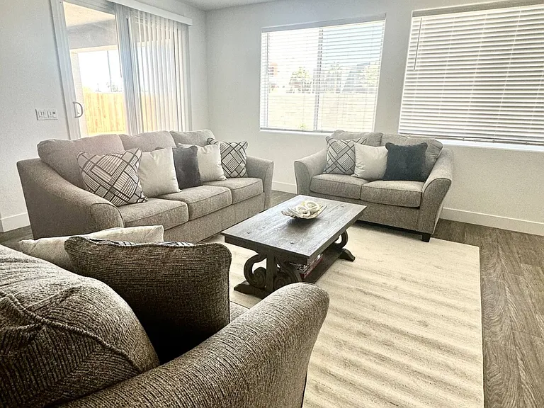 2437 Explorador Dr — Photo 1