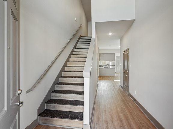 Louetta Creek Entrance