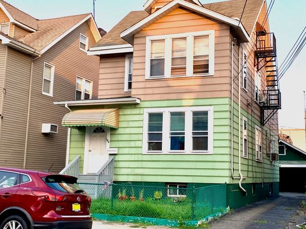 184 Highland Ave #3