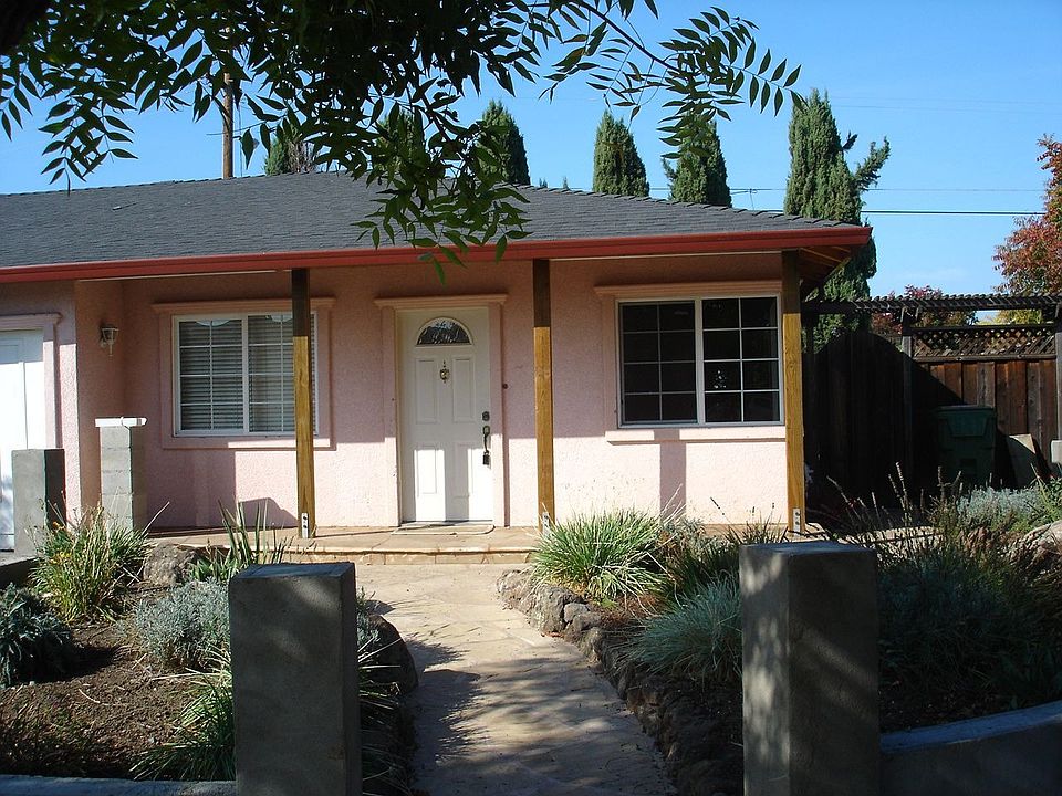 1st image of 1671 Crucero Dr