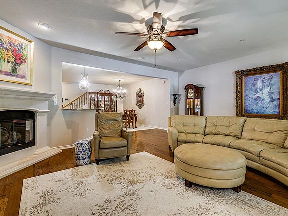 5th image of 6847 Pistoia Dr