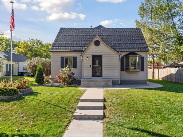 311 Park St E, Cologne, MN 55322