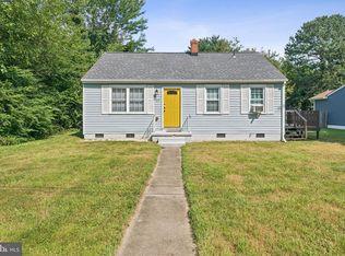 217 Locust Ave, Colonial Beach, VA 22443