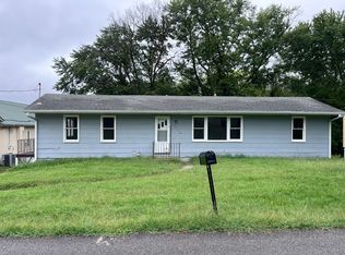 2018 Sun Valley Rd, Saint Joseph, MO 64507