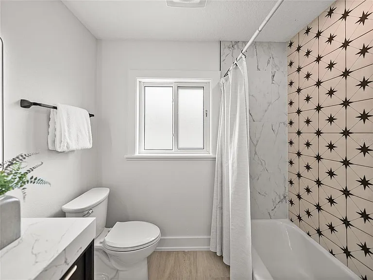 6709 Cardinal Dr S — Photo 37