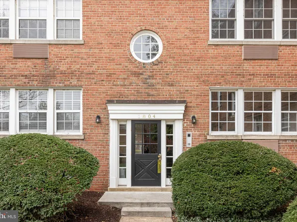 1804 W Abingdon Dr APT 101, Alexandria, VA 22314
