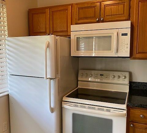 3rd image of 3001 NW 14th St #3