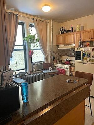 1st image of 30-32 33rd St #1R
