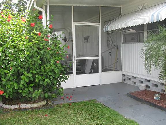 3rd image of 3408 Manitou Dr
