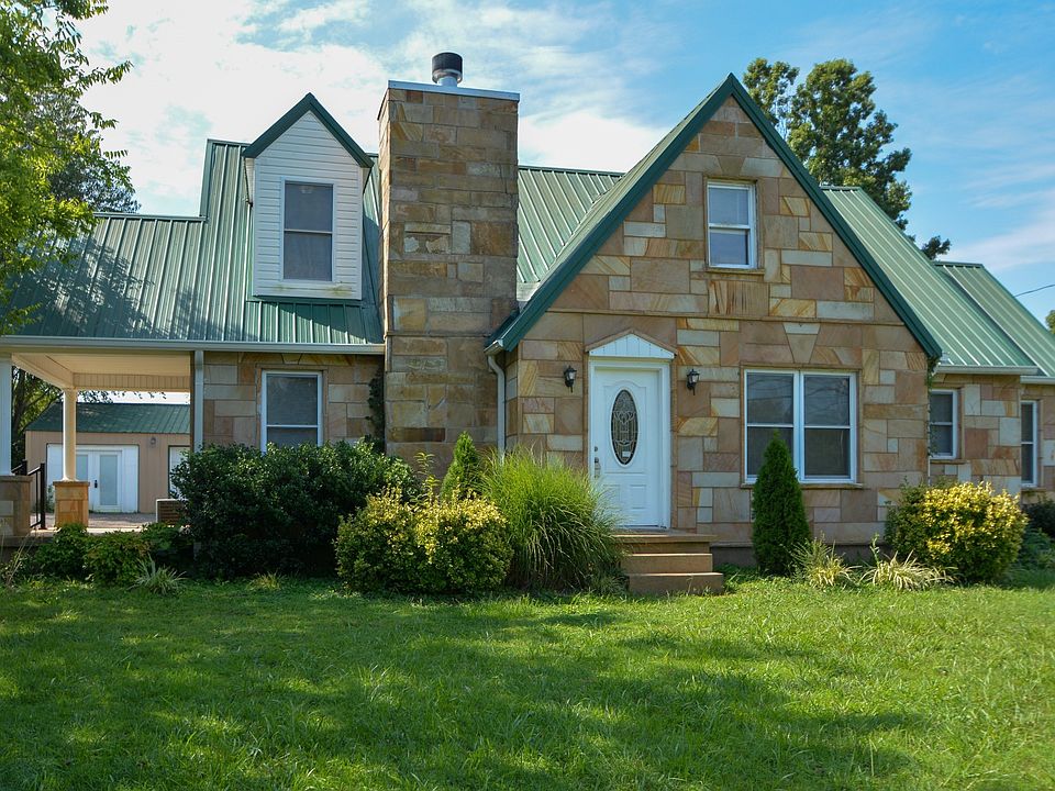 1st image of 103 Old Westmoreland Rd