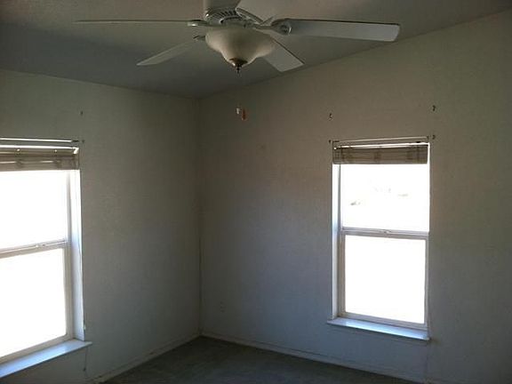 4th image of 34700 Silverwood Ct