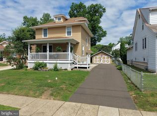 25 Center Ave, Willow Grove, PA 19090