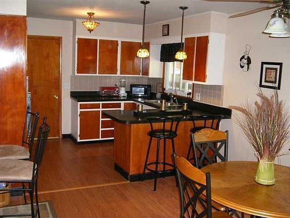 2nd image of 6 Norbrick Dr