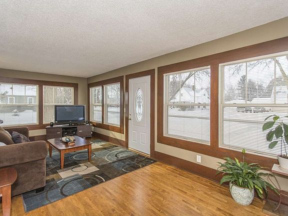 2nd image of 4838 Bloom Ave