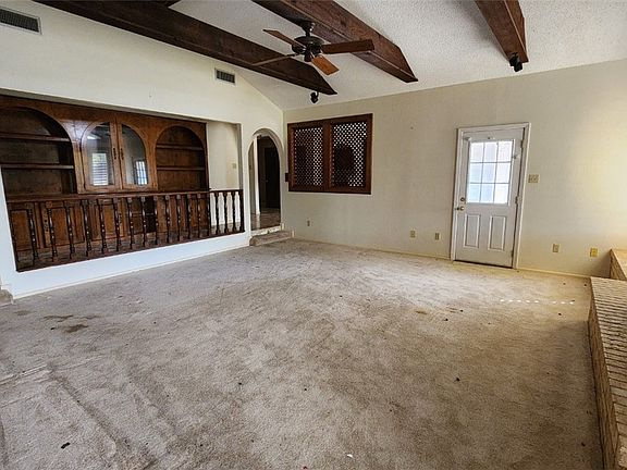 3rd image of 2747 Chandler Pl