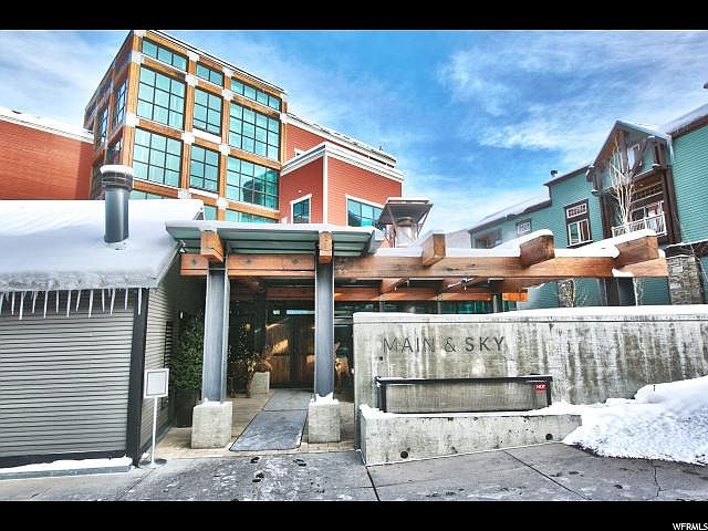 1st image of 201 Heber Ave #201