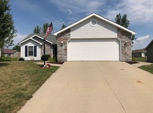 808 Nicholas Trl, Fremont, IN 46737