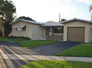 920 E Hawthorne Cir, Hollywood, FL 33021