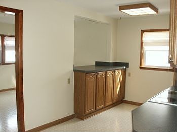4th image of 384 Potawatomi Dr
