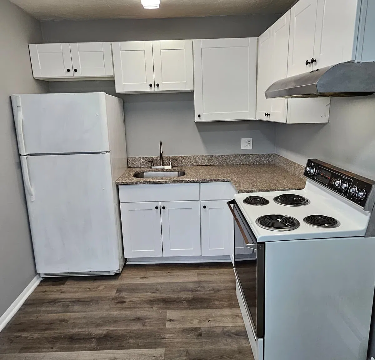 4640 Oberlin Avenue - 4640 - B6 — Photo 1