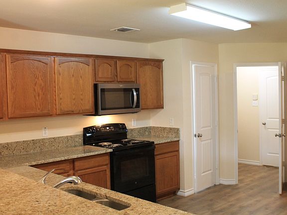 3rd image of 2044 Lake Trail Dr