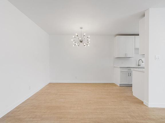 5th image of 323 E Chestnut St APT 20