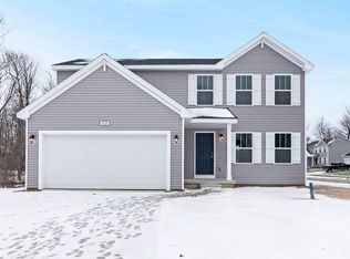 2742 Blooming Bud Ln, Kentwood, MI 49508