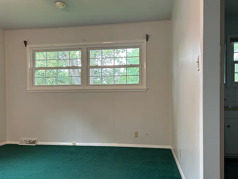 1923 S Arcadia Ave — Photo 4