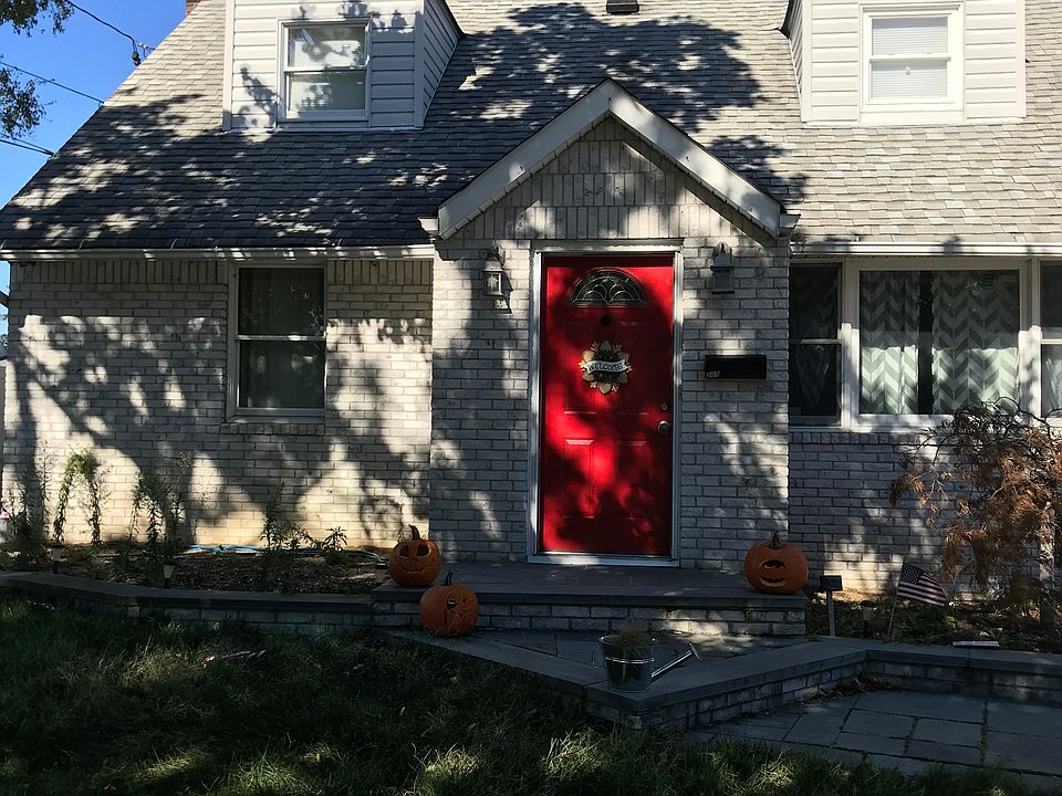 1st image of 205 N Pine St