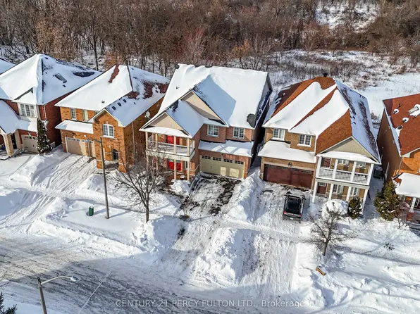 117 Maroon Dr, Richmond Hill, ON L4E 5B7