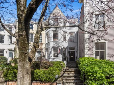 3017 Dumbarton St NW, Washington, DC, 20007