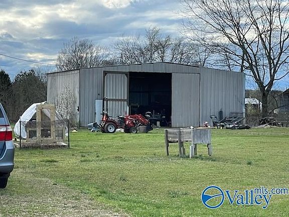 2nd image of 755 Shaw Rd