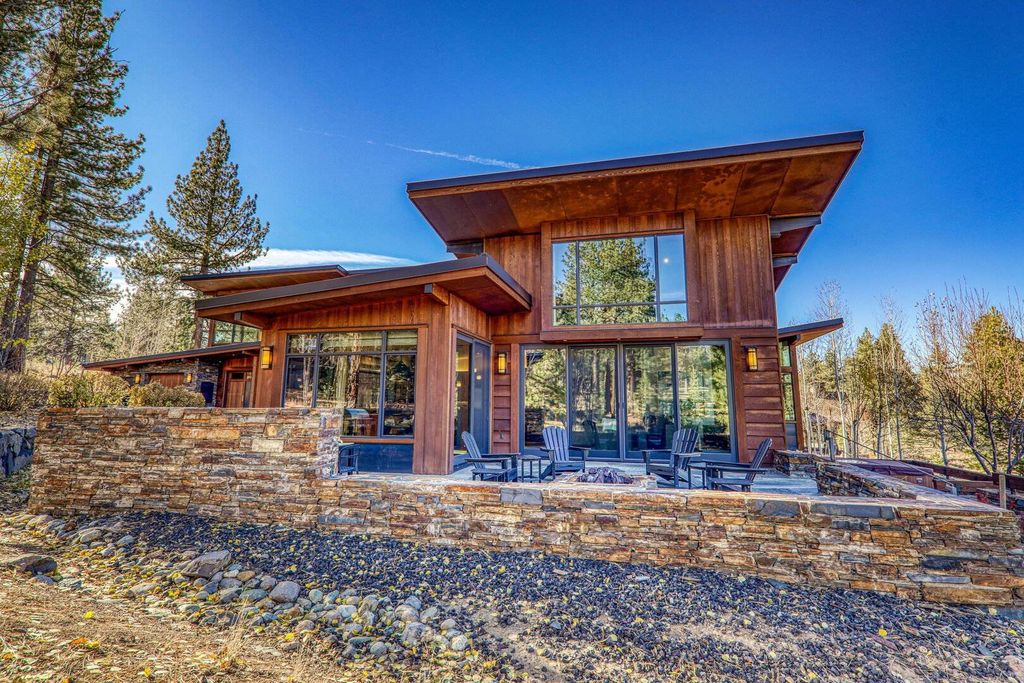 Home at Lahontan Golf Club