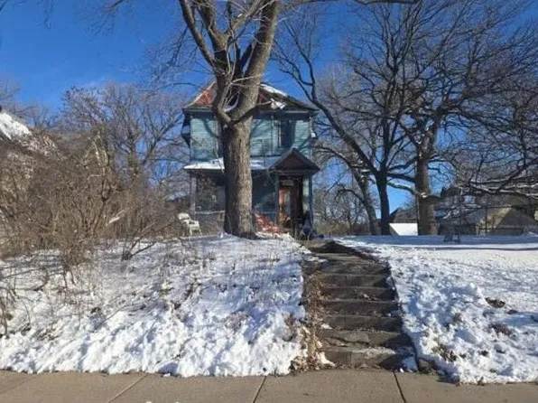 1893 Saint Anthony Ave, Saint Paul, MN 55104