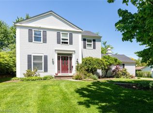 25019 Hazelmere Rd, Beachwood, OH 44122