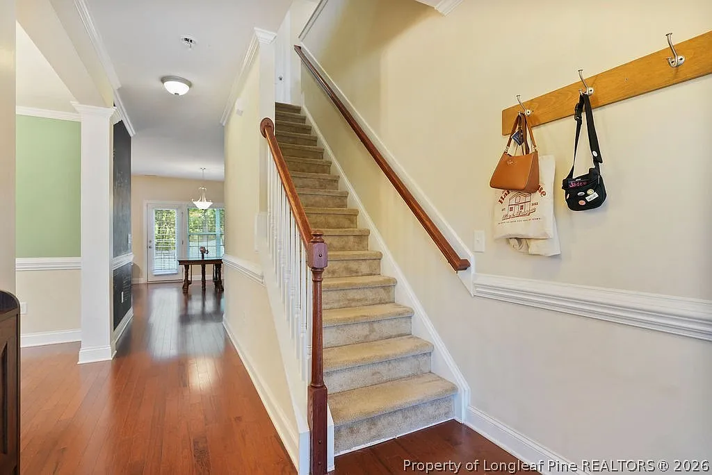 4 bed, 3.0 bath, 2578 sqft, $2,300 — Photo 3