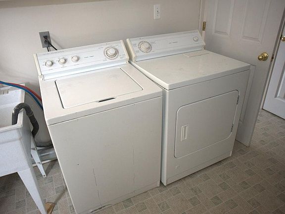 5th image of 28546 N Clements Cir