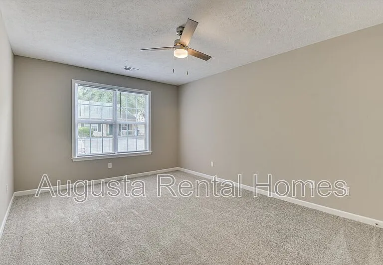 111 Kelly Dr SW — Photo 24
