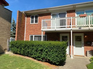 333 Cherry Valley Rd, Vernon Hills, IL 60061