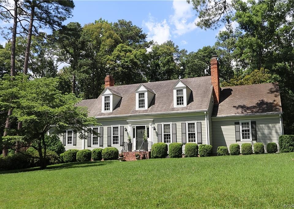 1st image of 2711 Sterncroft Dr