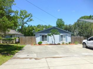 911 N Rockingham Ave #913, Tavares, FL 32778