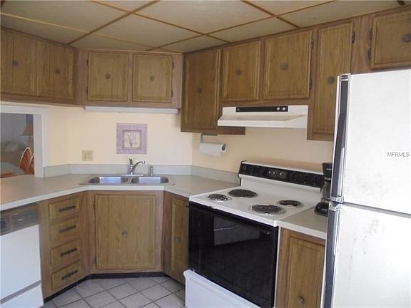 2nd image of 208 Cordova Grn