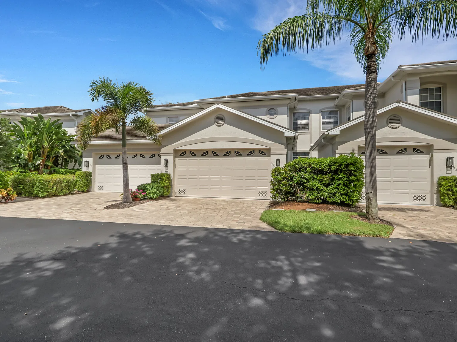 5015 Marina Cove Dr — Photo 1
